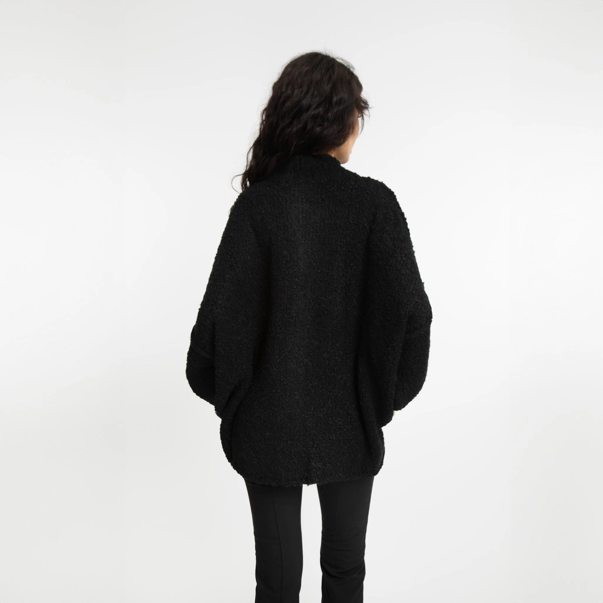 Bouclé Oversized Cardigan "CozyGlam" - Image 32