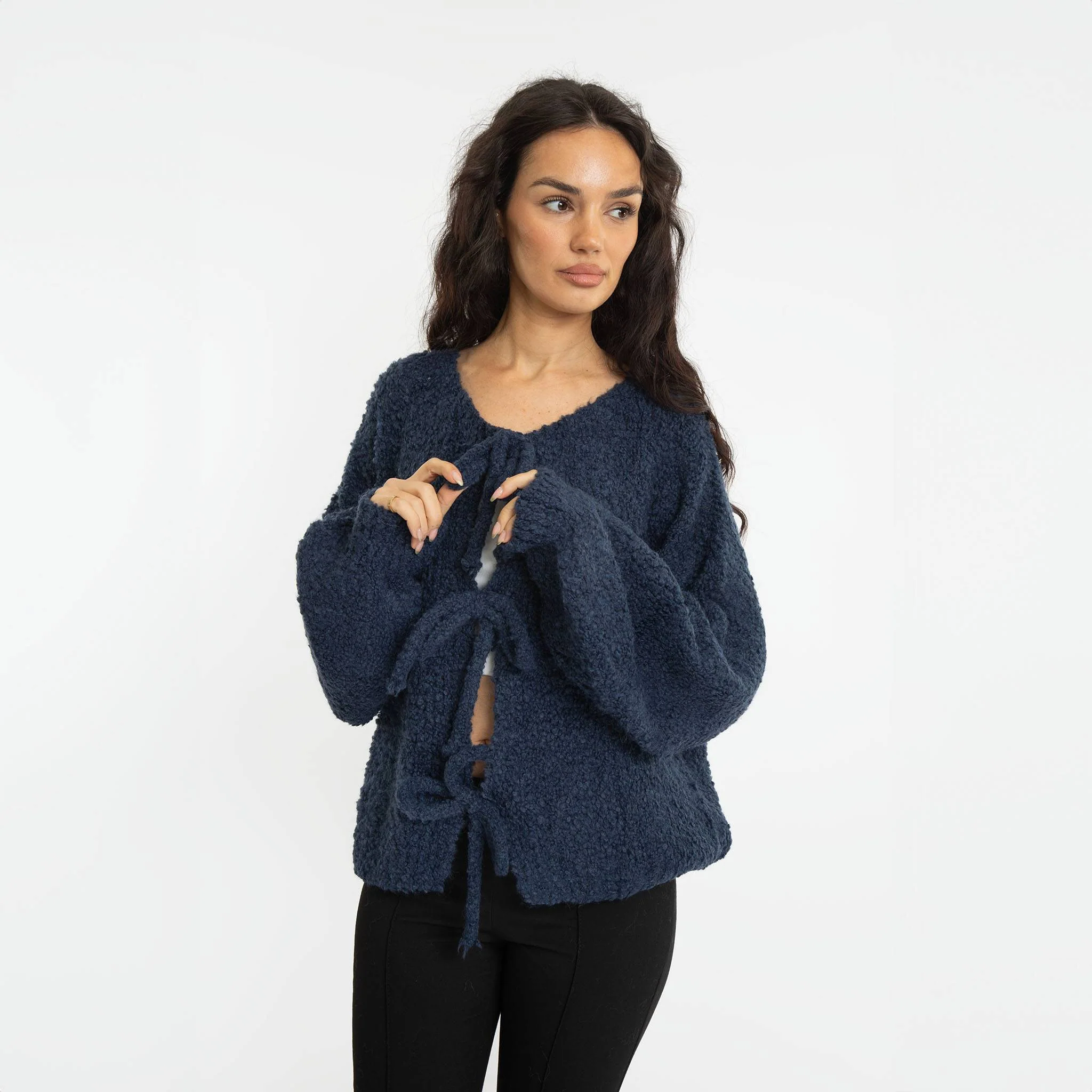 Bouclé Oversized Cardigan mit Schleifen - Image 24