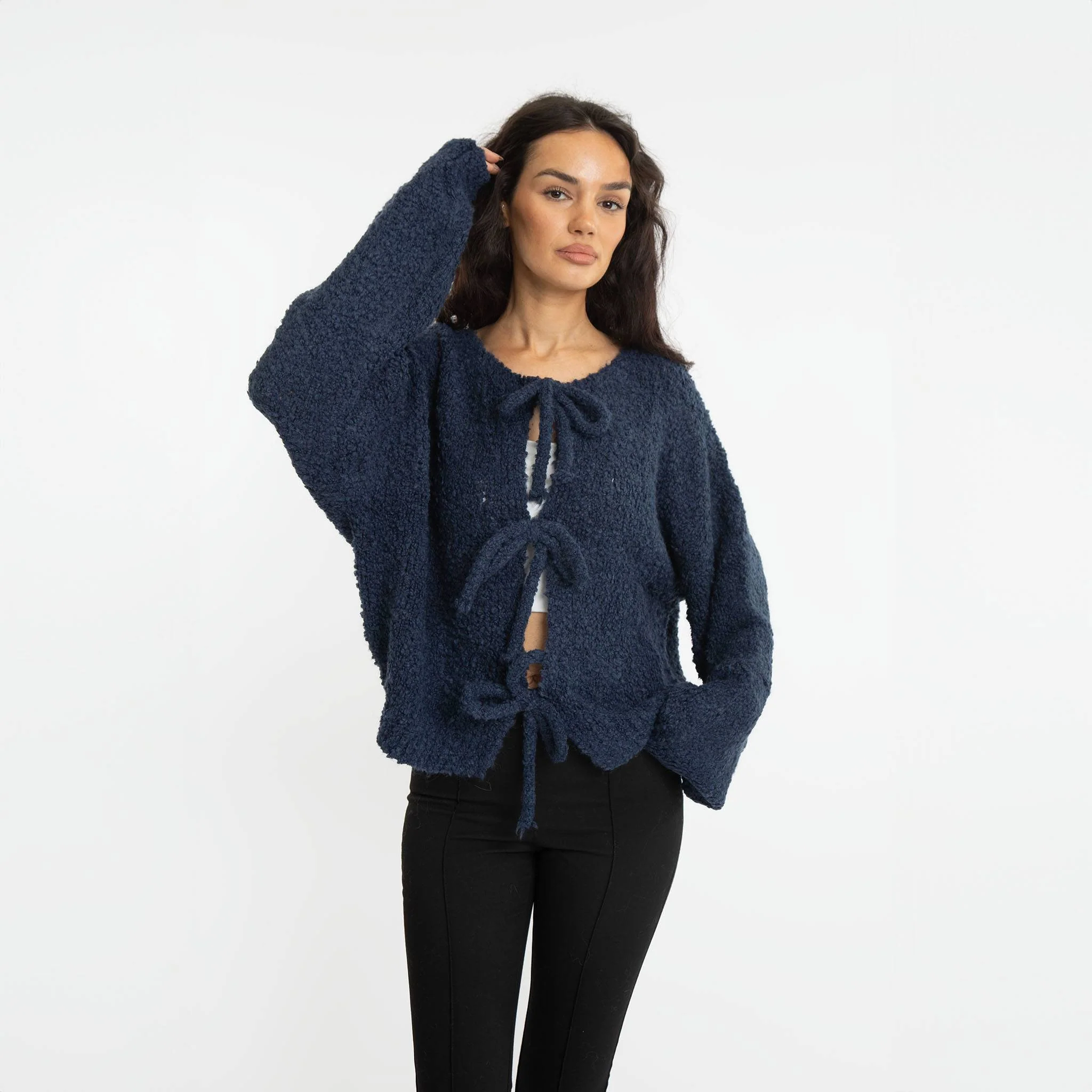 Bouclé Oversized Cardigan mit Schleifen - Image 27