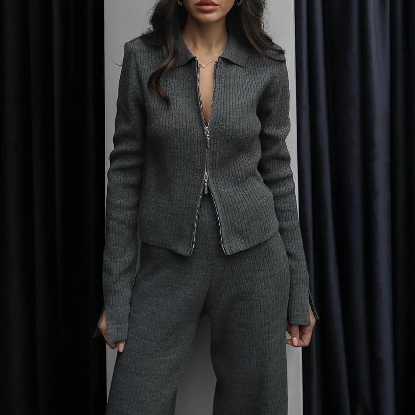 Essential Stripe Cropped Knit Cardigan - Image 27