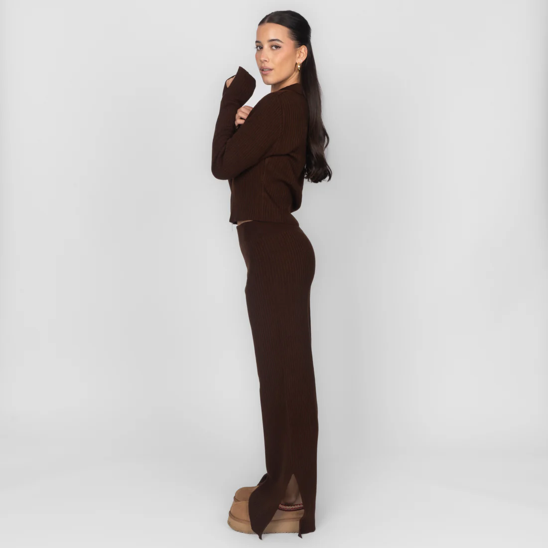 Essential Cropped Lounge Set - Image 11