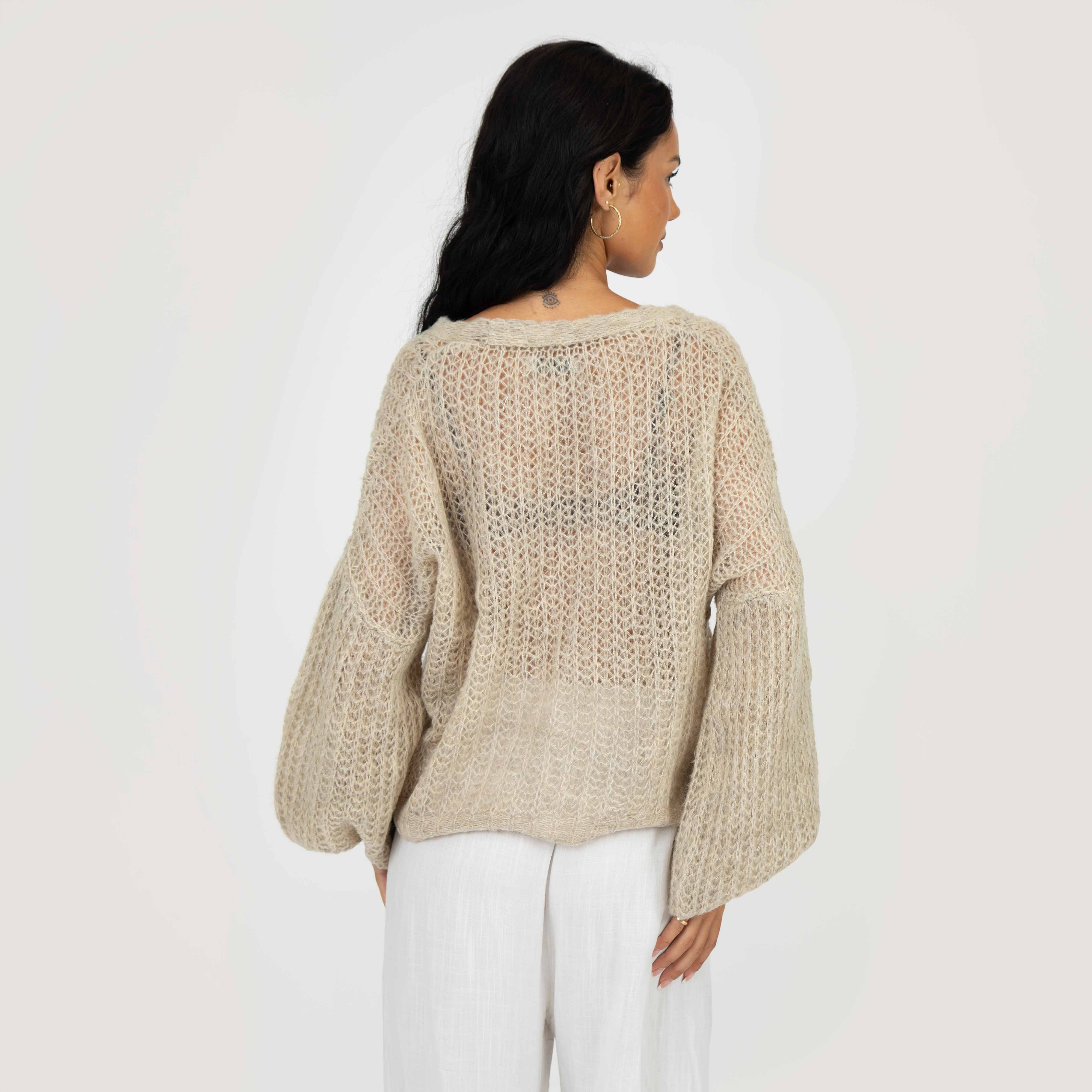 Feiner Lochstrick Cardigan - Image 17