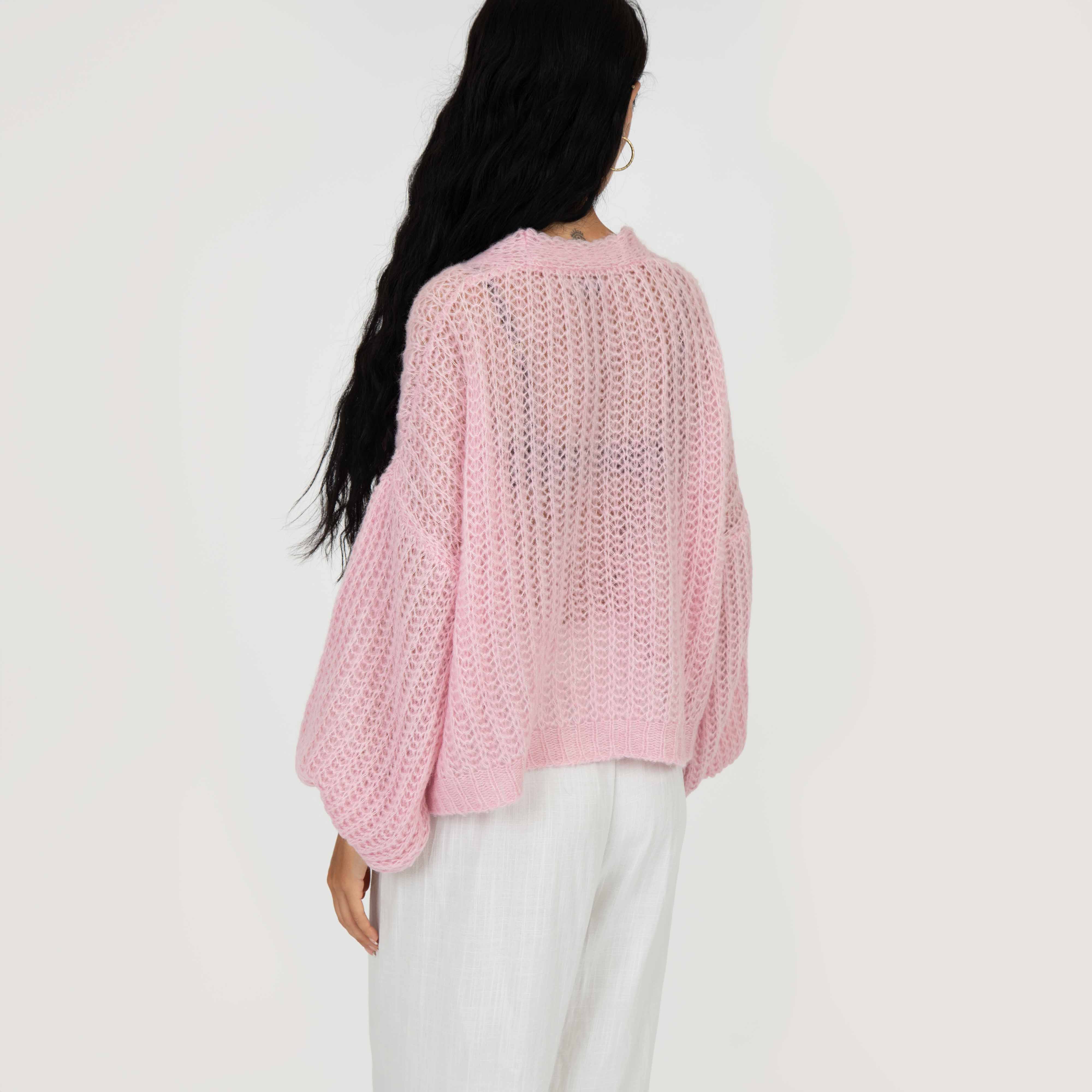 Feiner Lochstrick Cardigan - Image 4