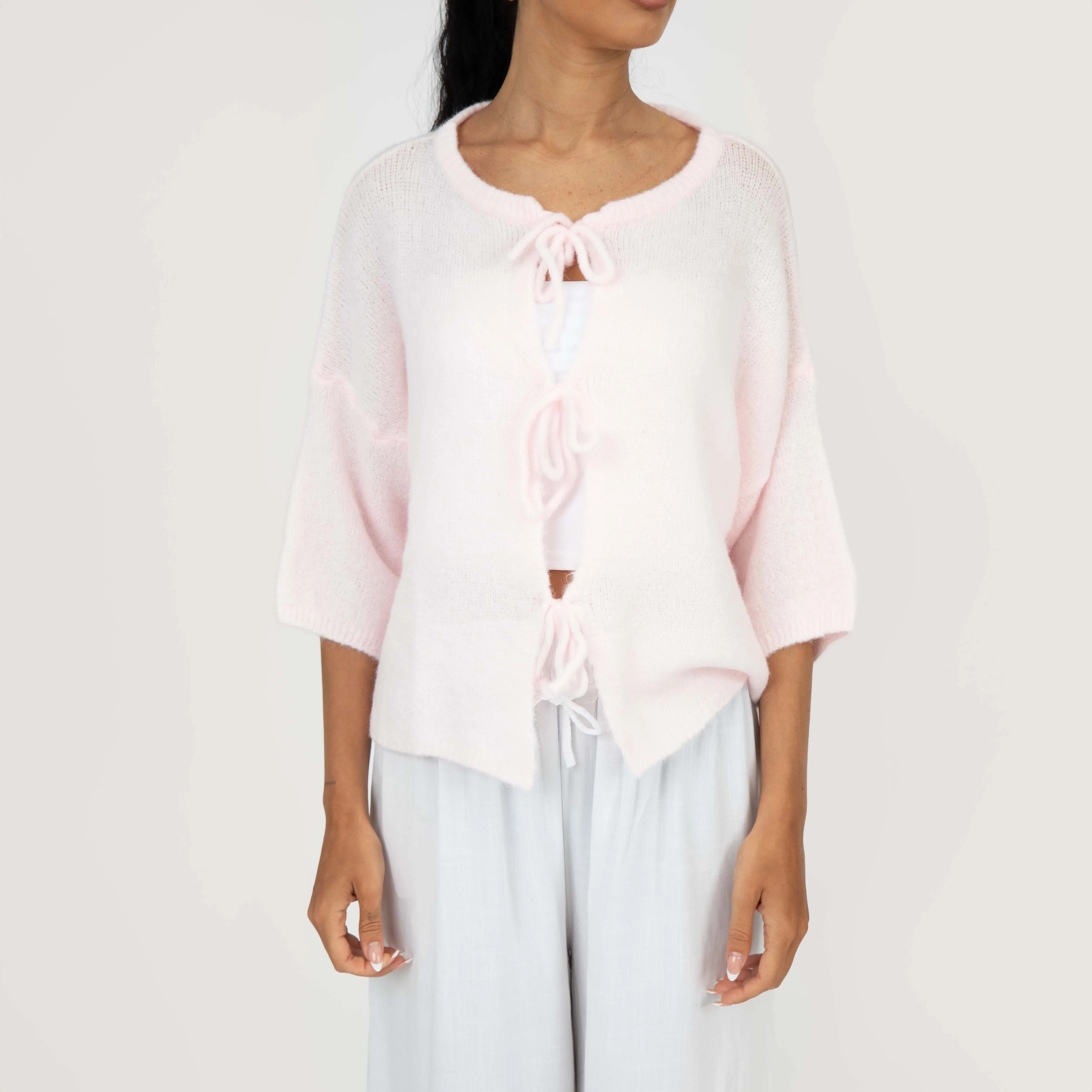 Kurzarm-Cardigan mit Schleifen - Image 13