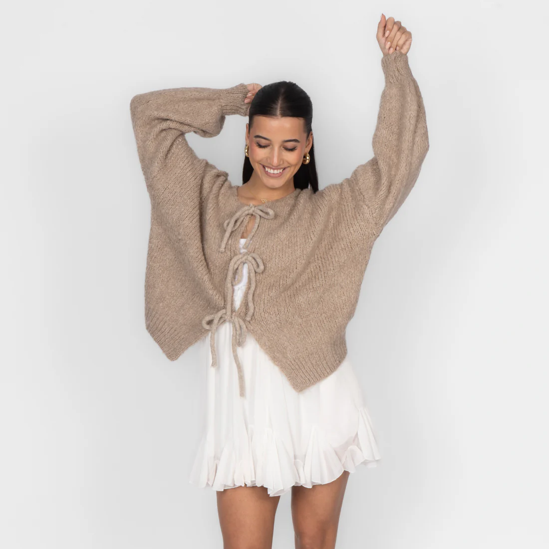 Oversized Cardigan mit Schleifen - Image 17