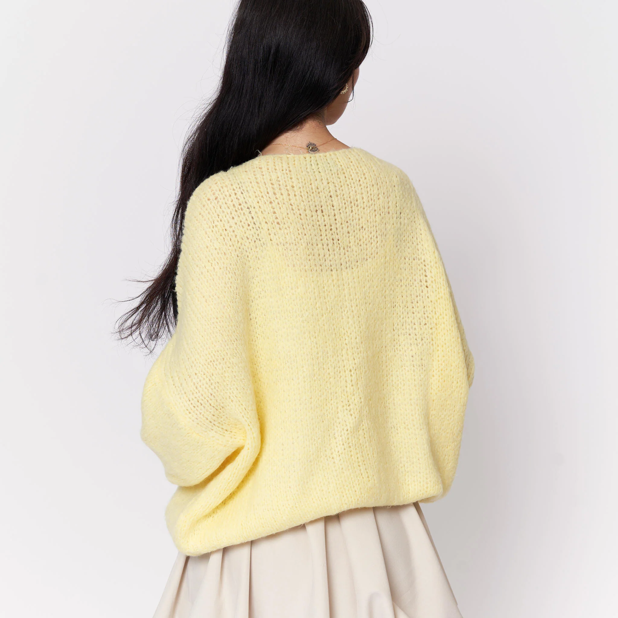 Oversized Cardigan mit Schleifen - Image 25