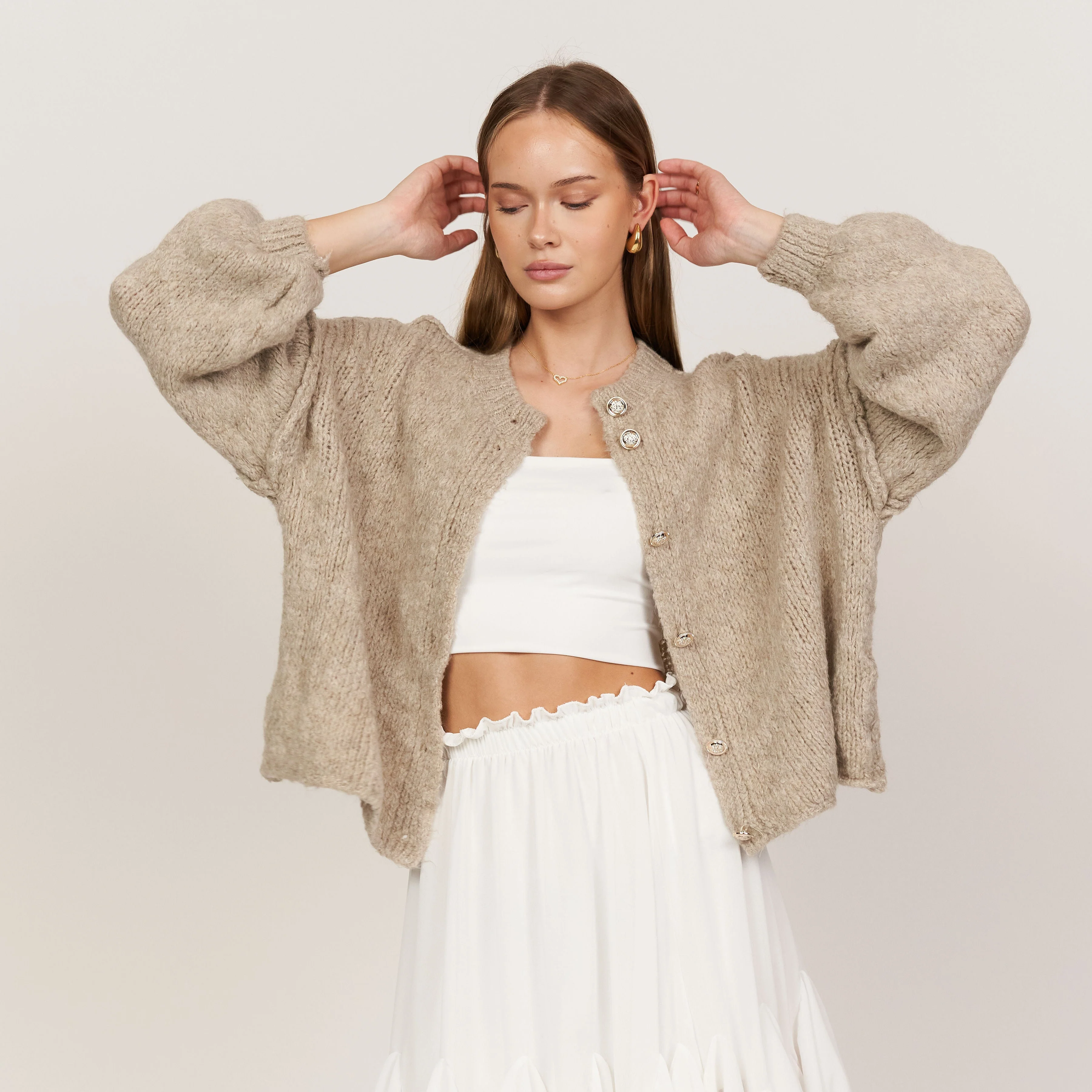 Oversized Cardigan Short "CozyGlam" - Image 11