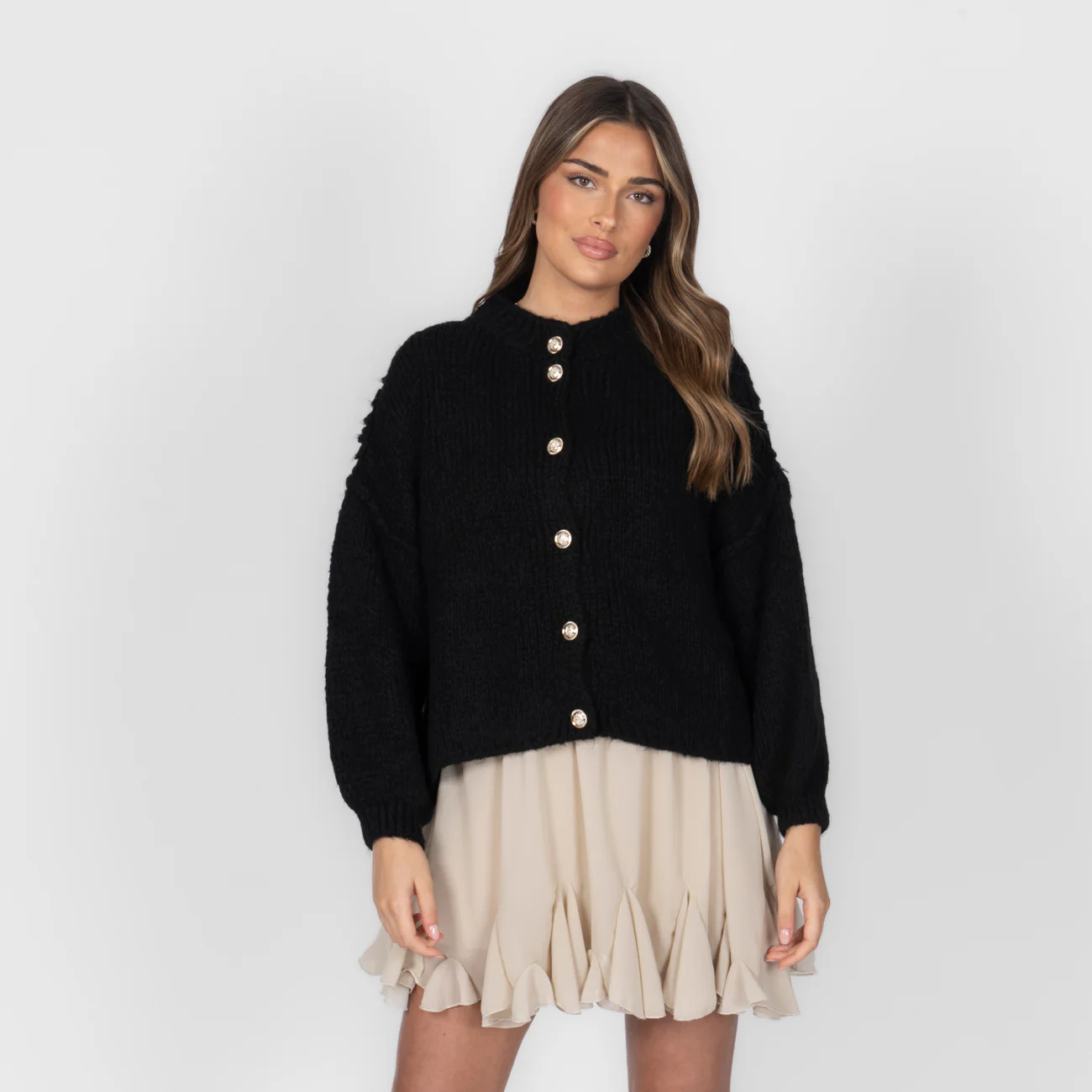 Oversized Cardigan Short "CozyGlam" - Image 13