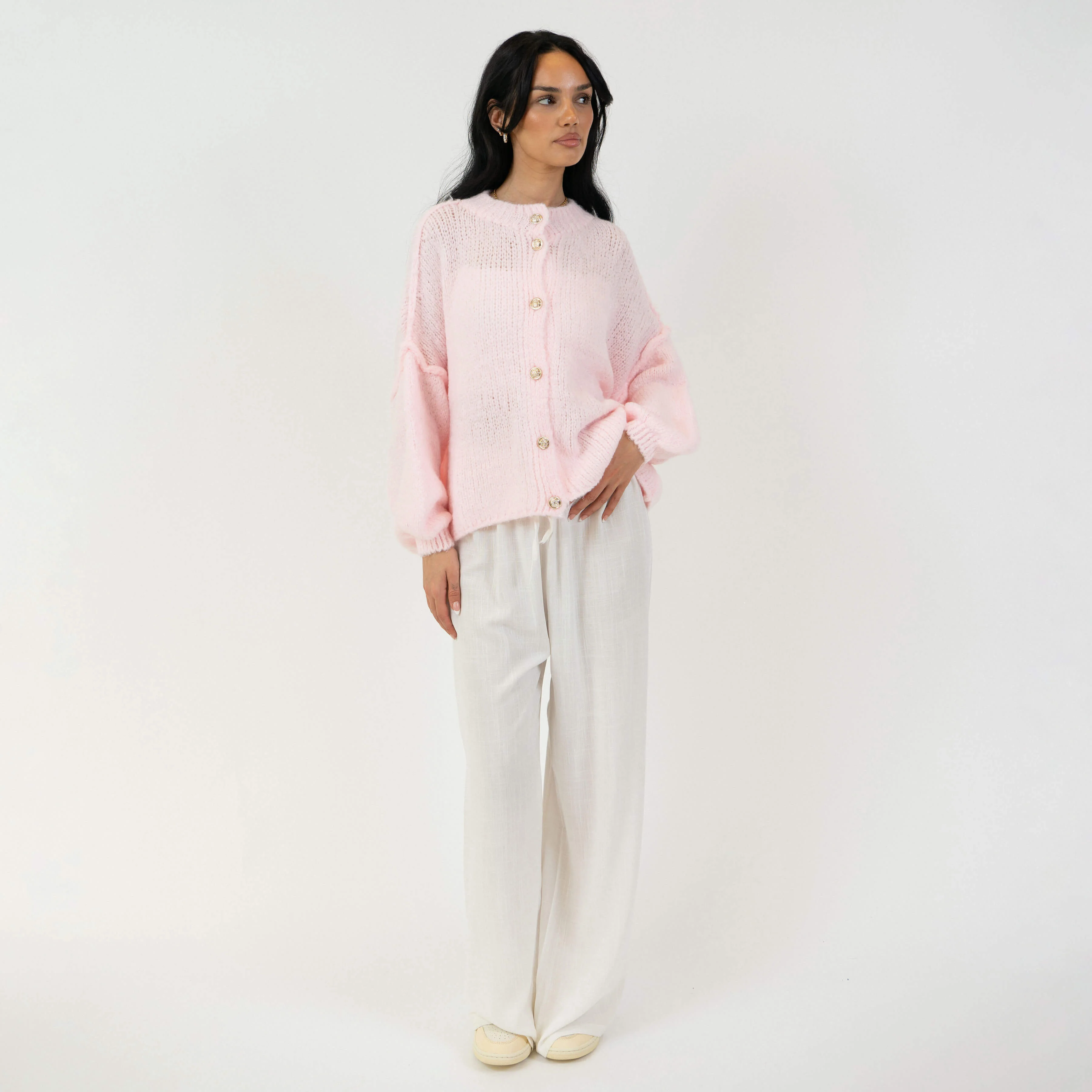 Oversized Cardigan Short "CozyGlam" - Image 17