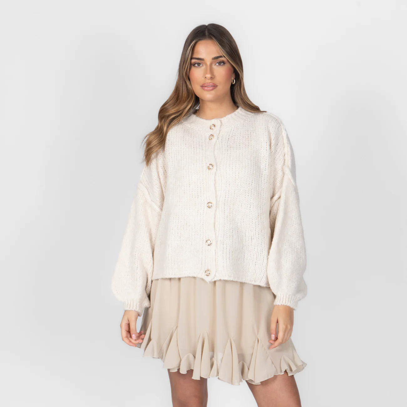Oversized Cardigan Short "CozyGlam" - Image 21