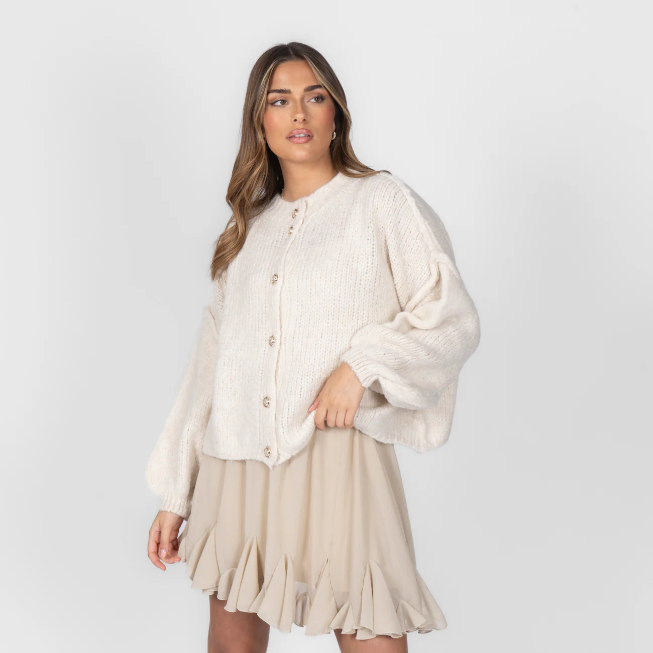 Oversized Cardigan Short "CozyGlam" - Image 22