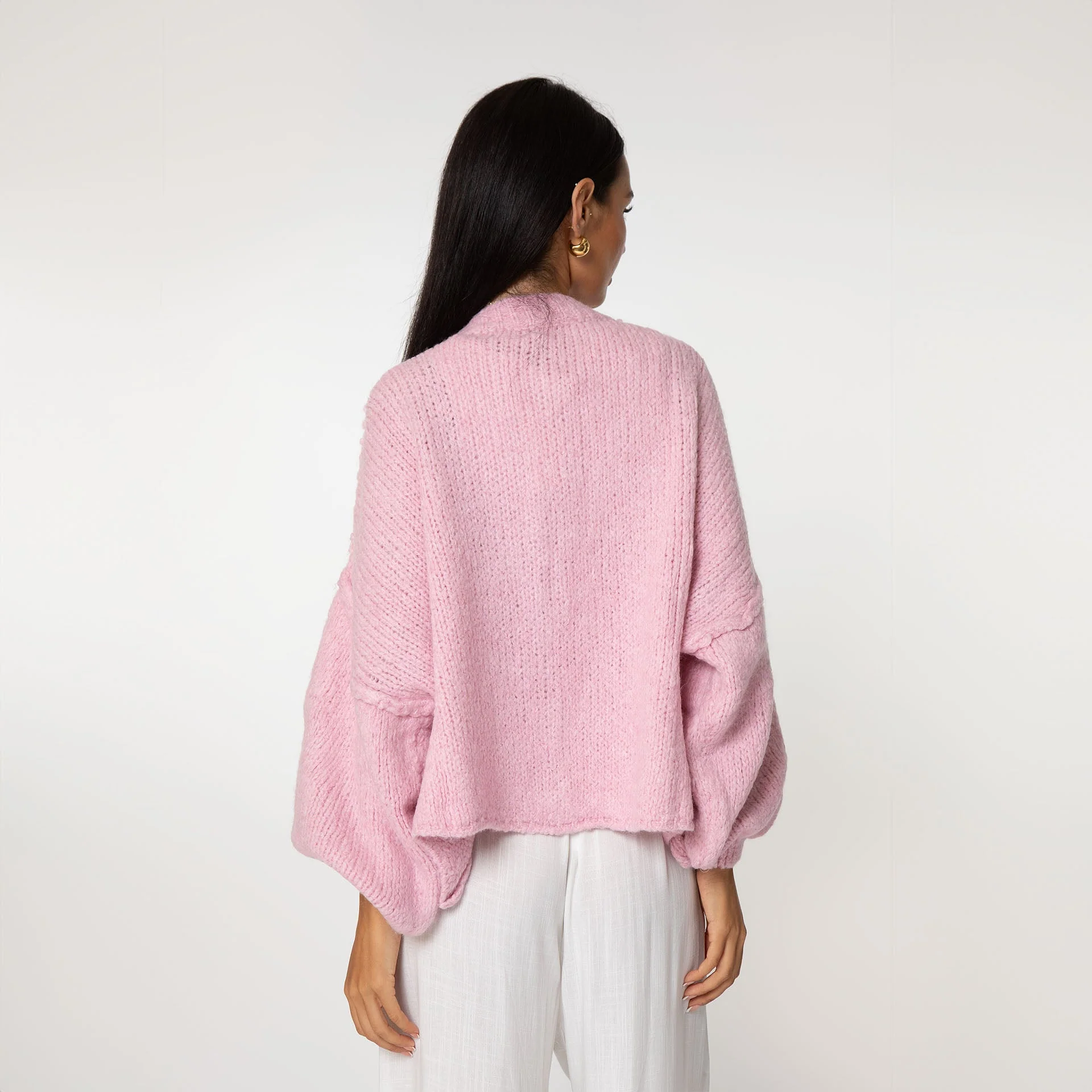 Oversized Cardigan Short "CozyGlam" - Image 6