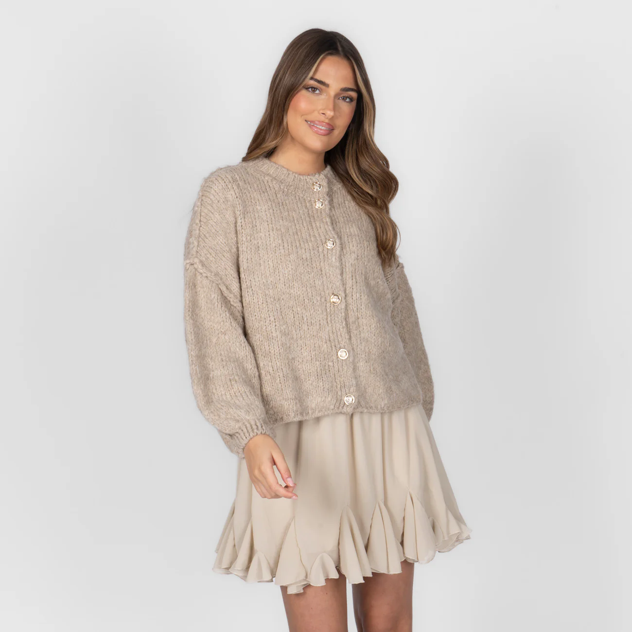 Oversized Cardigan Short "CozyGlam" - Image 9