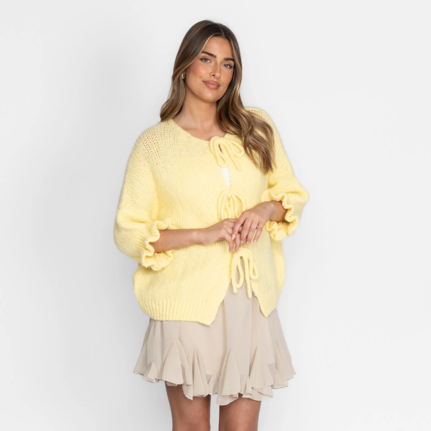 Oversized Tulip Cardigan mit Schleifen - Image 9