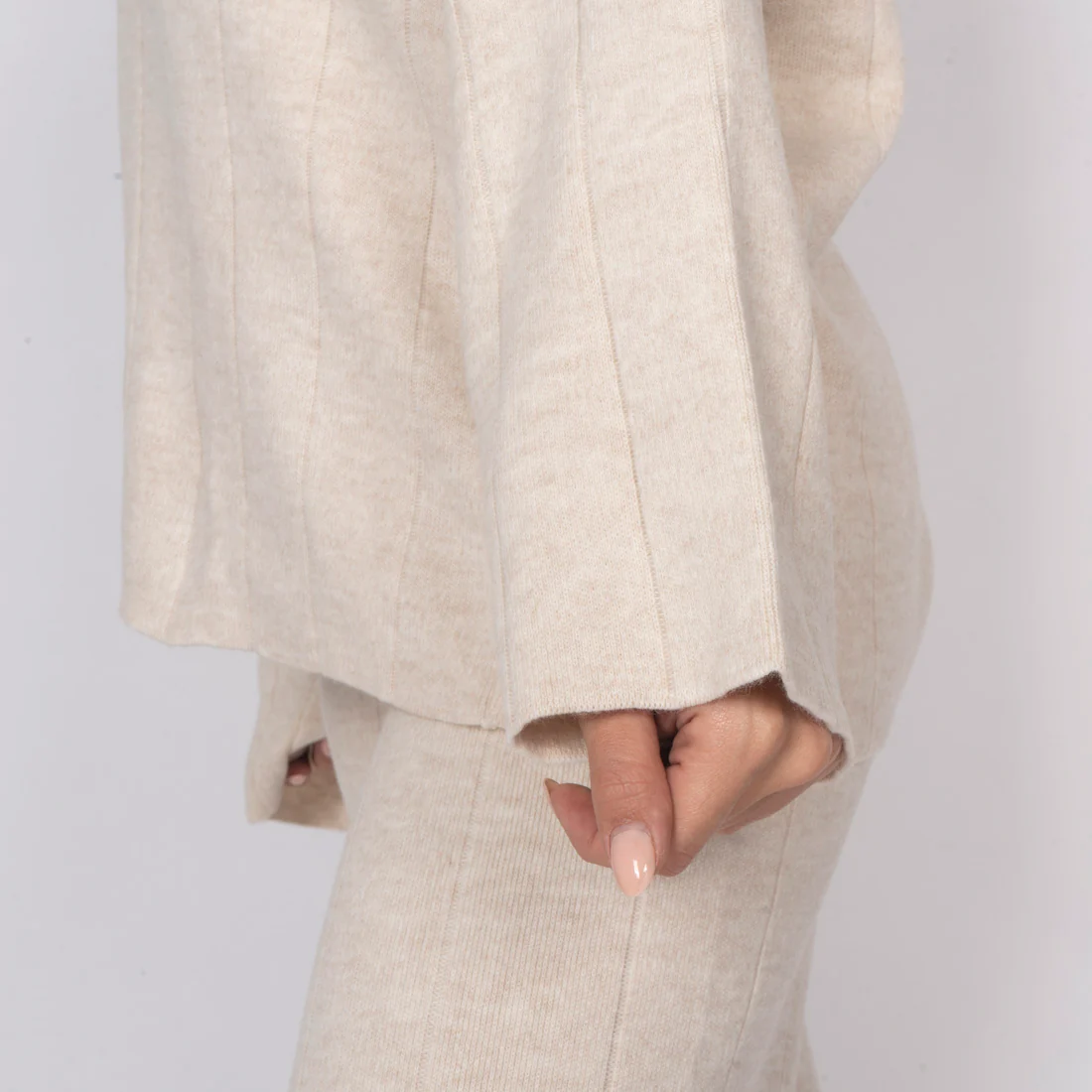 Rippstrick Oberteil mit V-Ausschnitt - Image 3