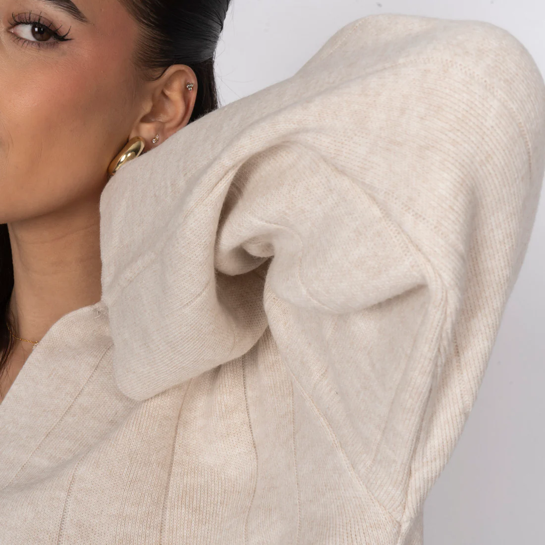 Rippstrick Oberteil mit V-Ausschnitt - Image 5