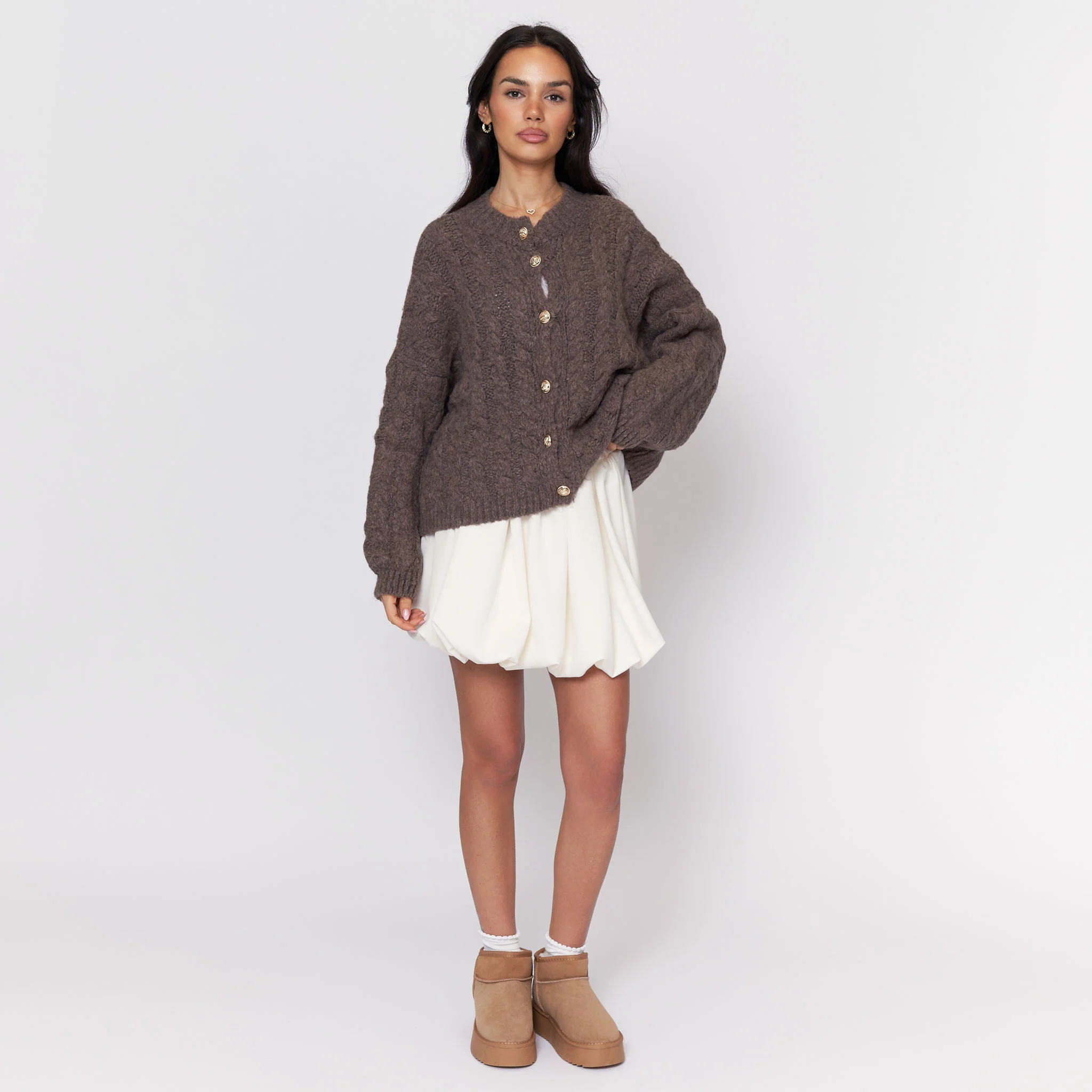 Short Oversize Zopfmuster Cardigan - Image 14