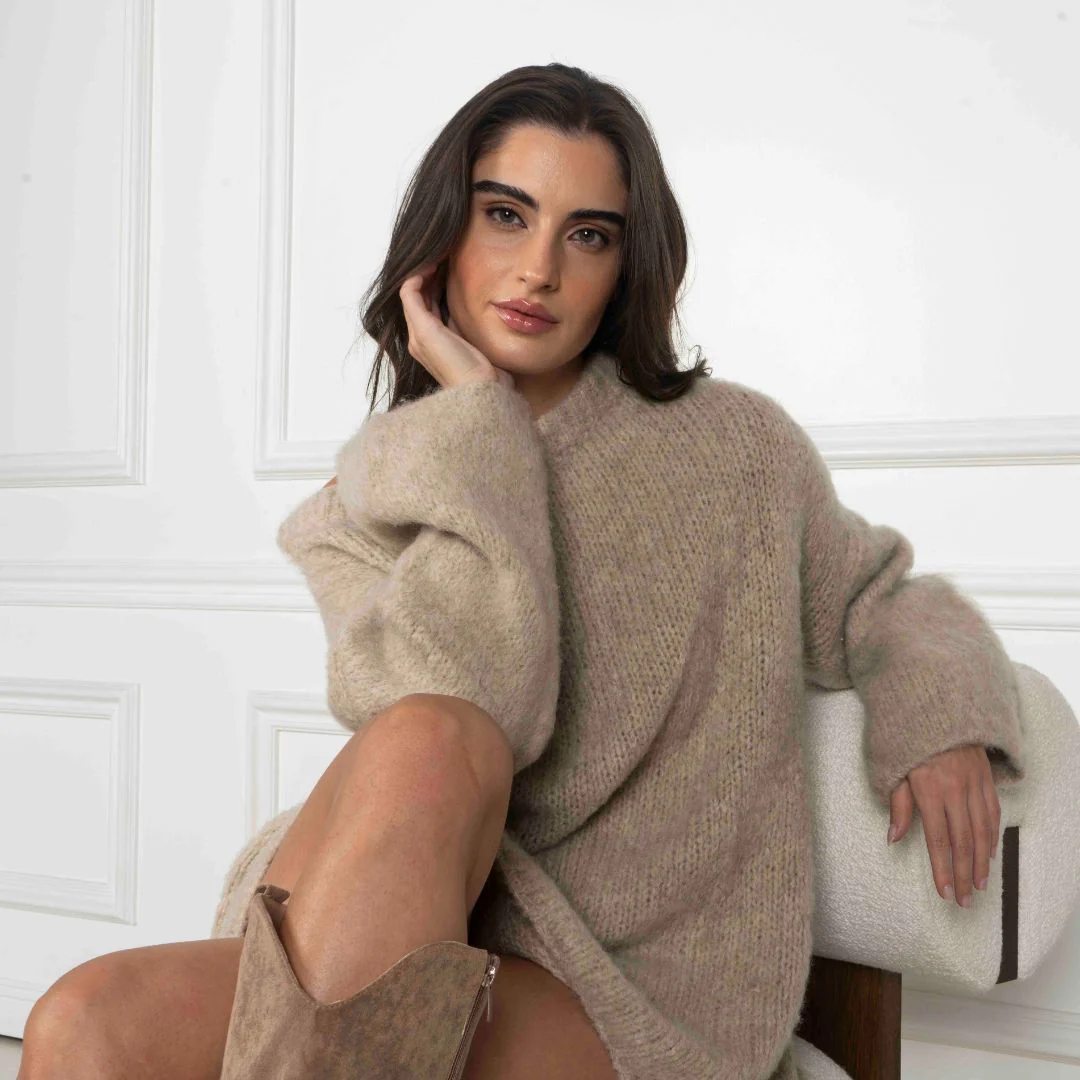 Ultra-Soft Off-Shoulder Pulloverkleid - Image 14